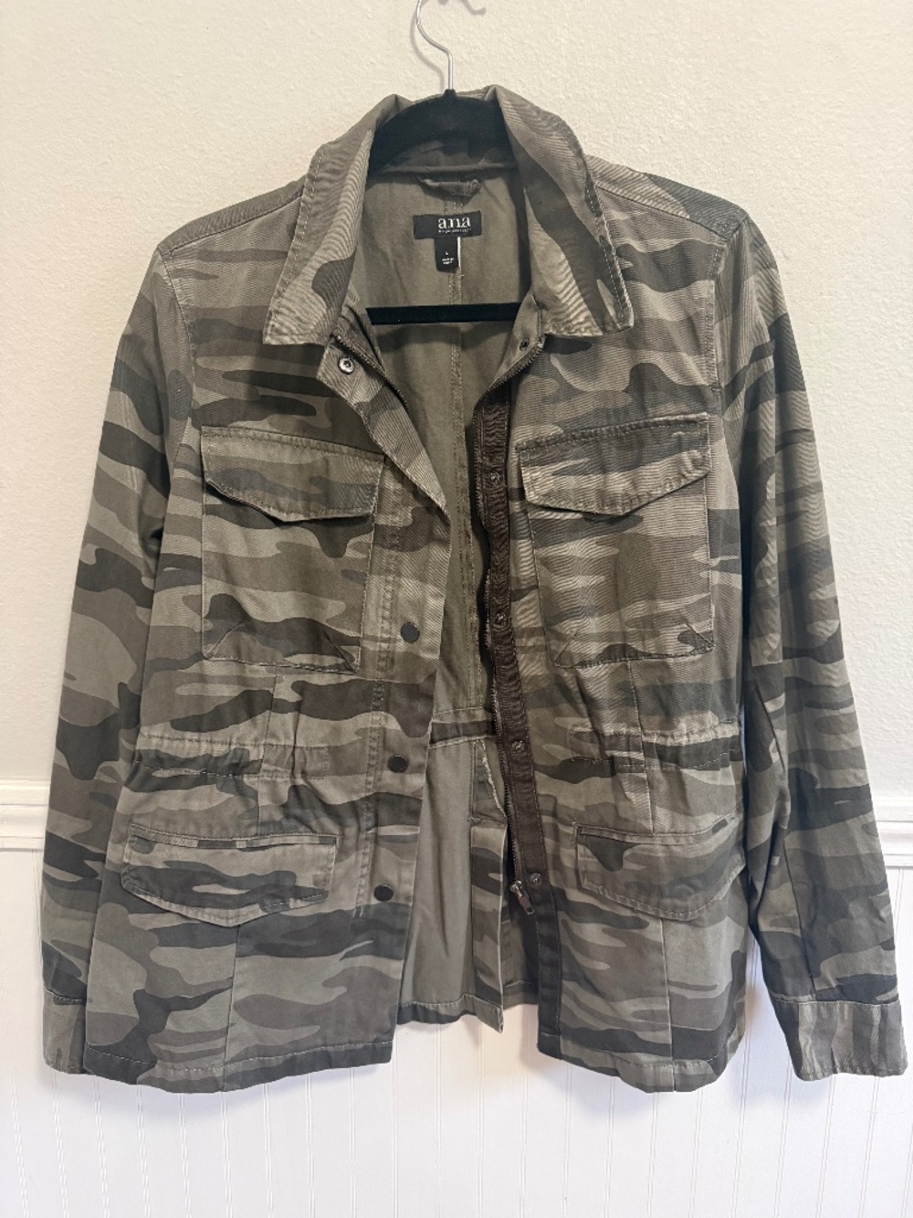 a.n.a Women's Camo Utility Jacket Size L 100% Cotton Military Field Coat